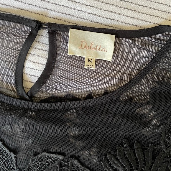 Sheer embroidered sleeveless top by Deletta from Anthropologie - Picture 3 of 7